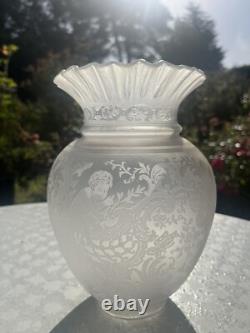 SAINT LOUIS lampe a Pétrole Globe cristal tulipe Abat jour Ancien Signé 20 Cm H