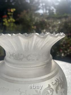 SAINT LOUIS lampe a Pétrole Globe cristal tulipe Abat jour Ancien Signé 20 Cm H