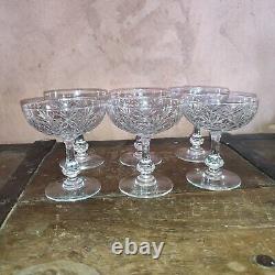 Saint Louis 6 coupes a champagne en cristal modèle Massenet c. 1930