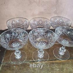 Saint Louis 6 coupes a champagne en cristal modèle Massenet c. 1930