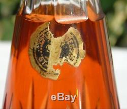 Saint Louis Carafe à liqueur en cristal doublé modèle Massenet, couleur orange