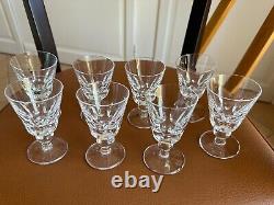 Saint Louis Jersey lot 8 verres vin blanc estampillés cristal taillé Ht 11,2cms