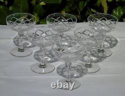 Saint Louis Service de 6 coupes à champagne en cristal taillé. Service Tiflis