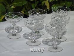Saint Louis Service de 6 coupes à champagne en cristal taillé. Service Tiflis
