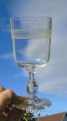 Saint Louis Service de 6 verres à eau en cristal gravé. XIXe s. Haut. 15 cm