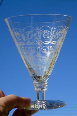 Saint Louis Service de 6 verres à vin blanc en cristal, modèle Lisieux