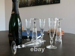 Saint Louis cristal, service Papin. 8 flûtes à champagne. H17,3cm