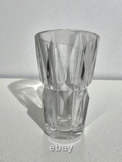 Saint Louis, vase en cristal tronconique signé vers 1950