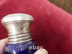 Saupoudreuse saint Louis 19ème cristal bleu taillé, argent Minerve, H 135mm, P263g