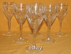 Série de 6 verres à vin /eau cristal de Saint-Louis modèle Chantilly estampillés
