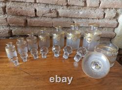 Série de 7 Flacons et 1 poudrier en Cristal de St Louis modèle Sapho XIXe siècle