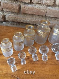 Série de 7 Flacons et 1 poudrier en Cristal de St Louis modèle Sapho XIXe siècle