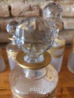 Série de 7 Flacons et 1 poudrier en Cristal de St Louis modèle Sapho XIXe siècle