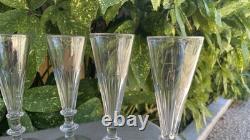 Série de 7 Flutes à Champagne Cristal Saint-Louis Baccarat XIX ème