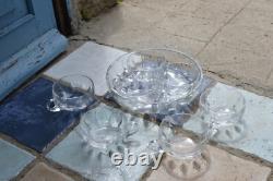 Service à Punch en Cristal Signé Saint Louis Saladier + 7 Tasses