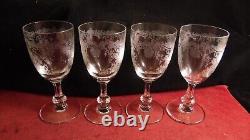 Service de 4 verres a vin blanc en cristal de Saint Louis modèle Cléo