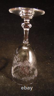 Service de 4 verres a vin blanc en cristal de Saint Louis modèle Cléo