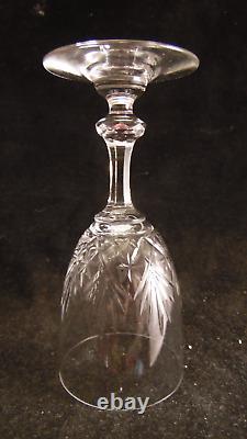 Service de 5 verres a vin en cristal de St Louis modèle Massenet 14.5 cm