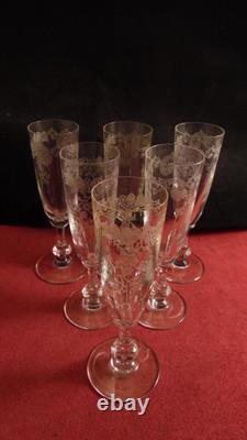 Service de 6 flutes a champagne en cristal de Saint Louis modèle Cléo