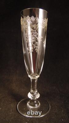 Service de 6 flutes a champagne en cristal de Saint Louis modèle Cléo