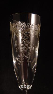 Service de 6 flutes a champagne en cristal de Saint Louis modèle Cléo