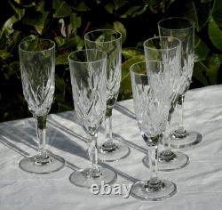 Service de 6 flûtes à champagne en cristal de Saint Louis modèle Monaco Signées