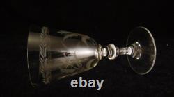 Service de 6 verres à vin en cristal de Saint Louis décor gravé de fougères