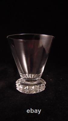 Service de 6 verres a vin en cristal de Saint Louis modèle Diamants