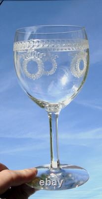 Service de 6 verres à vin en cristal de Saint Louis modèle Madrid Haut. 13,3 cm