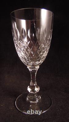 Service de 6 verres a vin en cristal de St Saint Louis modèle Messine