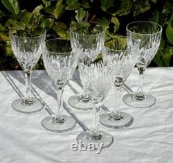 Service de 6 verres à vin rouge en cristal de Saint Louis modèle Monaco Signés