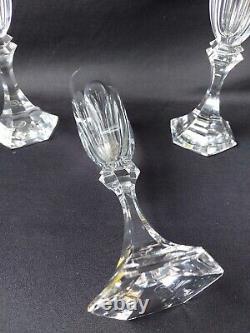 Service de 6 verres flutes à Champagne en cristal de St Louis modèle Chambord