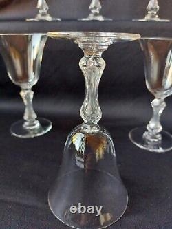 Service de 8 verres à vin blanc en cristal de St Louis modèle Lozère