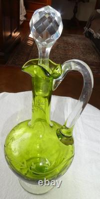 Service de nuit 4 pièces en cristal de St Louis taillé et gravé vert chartreuse