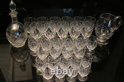Service de verres en cristal taillé Saint Louis 30 verres pichet carafe
