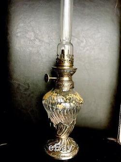 Splendide Lampe a Pétrole Argent Minerve et Cristal Saint Louis Baccarat