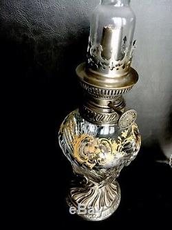 Splendide Lampe a Pétrole Argent Minerve et Cristal Saint Louis Baccarat