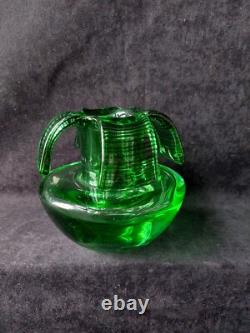 St Louis Vase en cristal Vert Moderniste