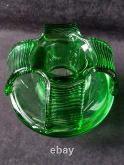 St Louis Vase en cristal Vert Moderniste