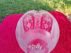 Superbe Tulipe Globe Lampe A Petrole En Cristal Grave De Baccarat Ou Saint Louis