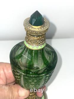 Superbe flacon cristal taillé St Louis