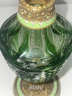 Superbe flacon cristal taillé St Louis