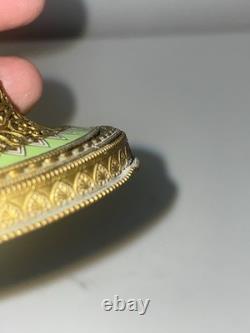 Superbe flacon cristal taillé St Louis