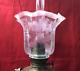 Tulipe De Lampe à Pétrole Cristal Verre Gravé à L'acide Baccarat St Louis Globe