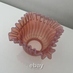 Tulipe lampe verre cristal pétrole oil lamp shade Baccarat Saint Louis Clichy