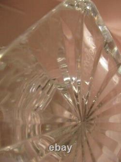 Vase Médicis en cristal de Saint-Louis signé H 20 cm modèle Versailles