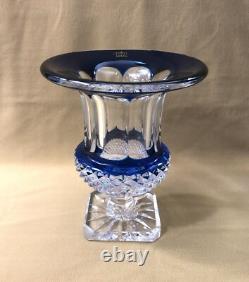 Vase VASQUE DE MEDICIS cristal SAINT LOUIS doublé BLEU modèle VERSAILLES 19,5cm