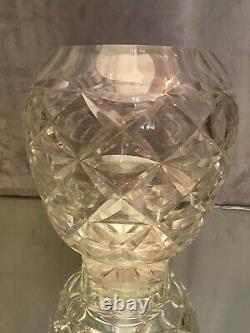 Vase boule de type ananas en cristal taillé Saint Louis