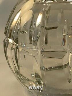 Vase boule en crIstal taillé Baccarat Saint Louis