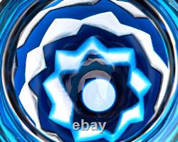 Vase contemporain en cristal overlay bleu acide signé Saint-Louis St océane